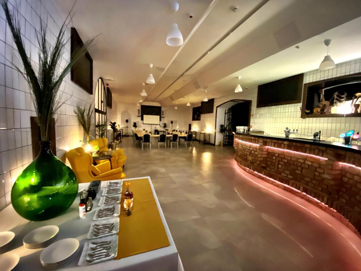 Boutique & Event Center * Budapesta